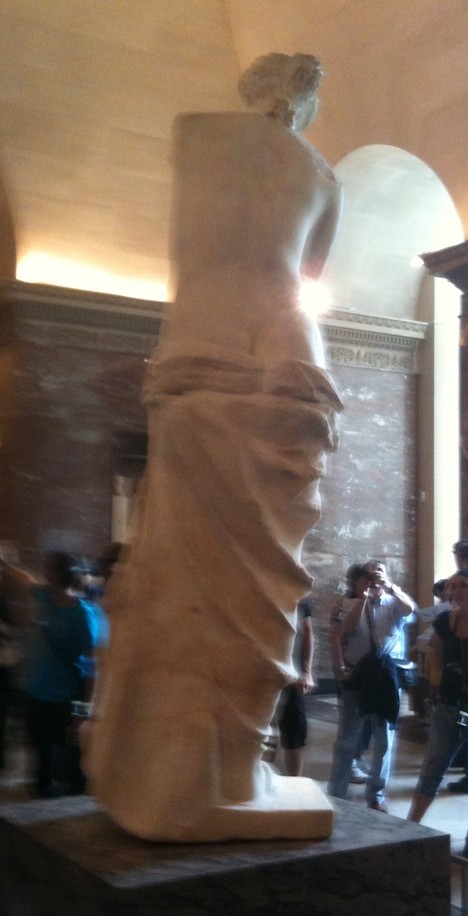 Paris 2010 Venus de Milo from the seldom-photographed back.